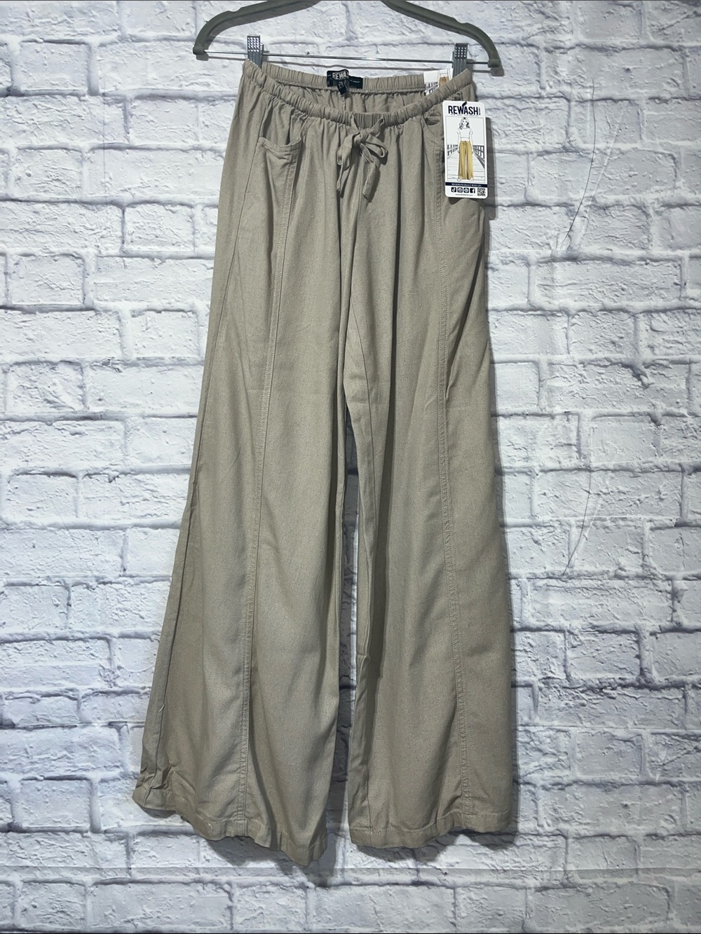 Rewash Wide-Leg Drawstring Pants in Light Khaki